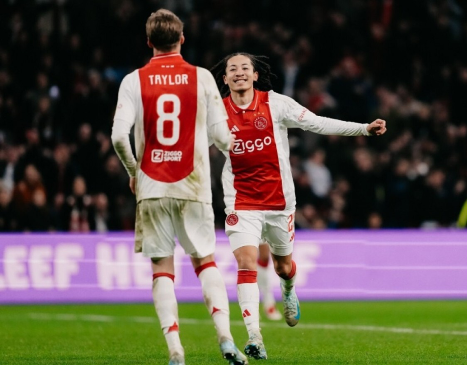 荷甲转会期再迎强敌，拜仁慕尼黑造点机会，主帅态度：管理层满意，赛程密集仍需轮换的简单介绍